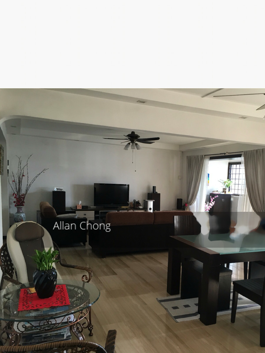 Blk 330 Bukit Batok Street 33 (Bukit Batok), HDB Executive #123655462